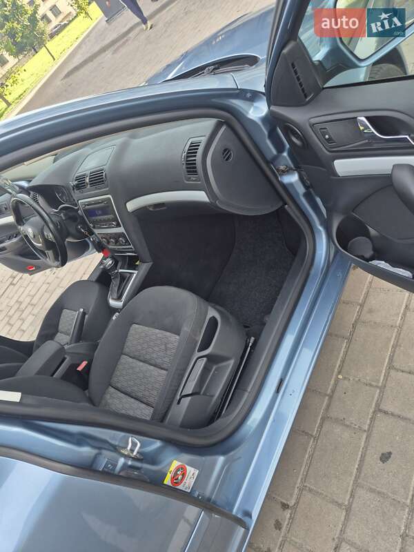 Универсал Skoda Octavia 2010 в Одессе