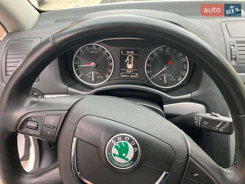 Универсал Skoda Octavia 2012 в Богуславе