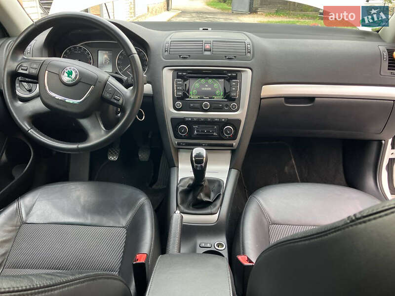 Универсал Skoda Octavia 2012 в Богуславе