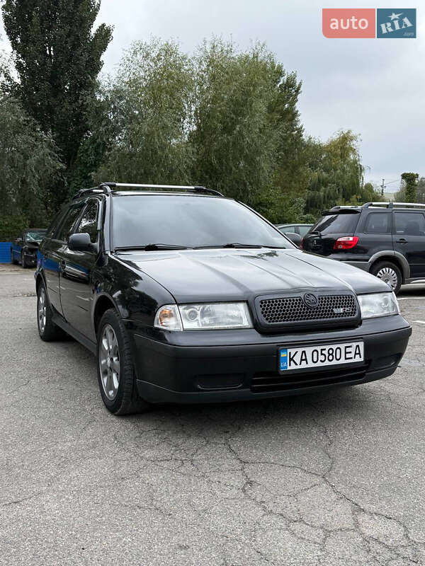 Универсал Skoda Octavia 2000 в Киеве