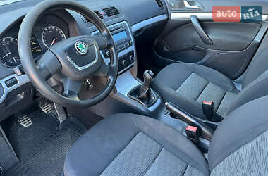 Лифтбек Skoda Octavia 2011 в 