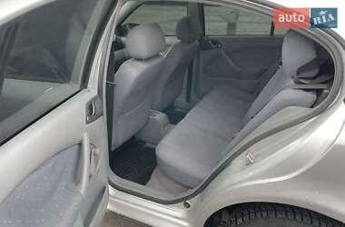 Лифтбек Skoda Octavia 2001 в 