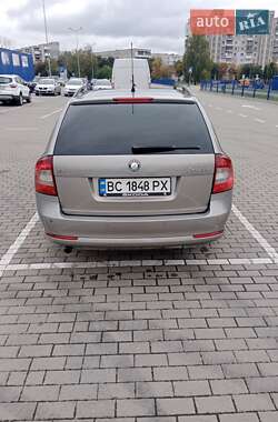Универсал Skoda Octavia 2009 в 