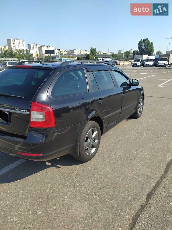 Универсал Skoda Octavia 2011 в Одессе