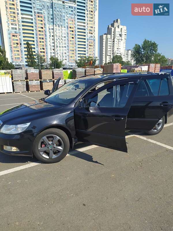 Универсал Skoda Octavia 2011 в Одессе