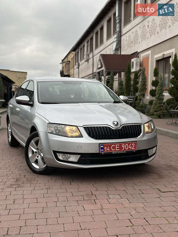 Лифтбек Skoda Octavia 2017 в Стрые