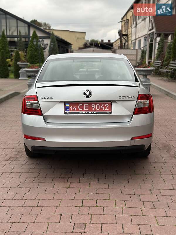 Лифтбек Skoda Octavia 2017 в Стрые