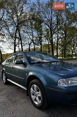 Ліфтбек Skoda Octavia 2002 в Конотопі