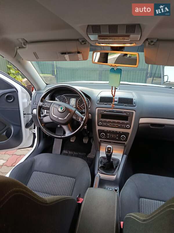 Универсал Skoda Octavia 2012 в Иршаве