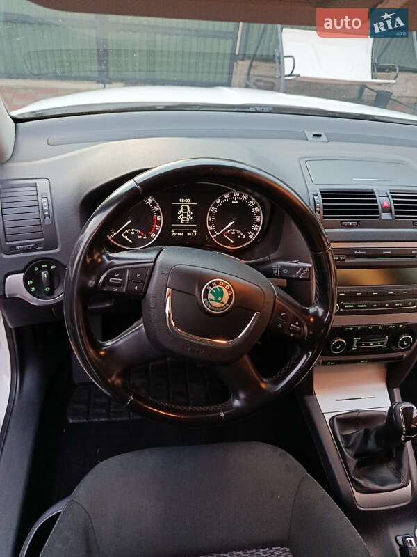 Универсал Skoda Octavia 2012 в Иршаве