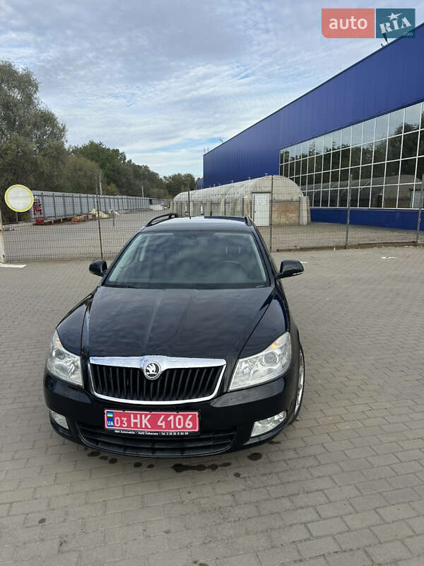 Универсал Skoda Octavia 2010 в Сумах