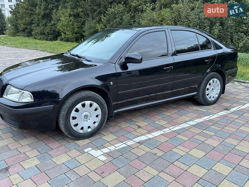 Лифтбек Skoda Octavia 2009 в Тернополе