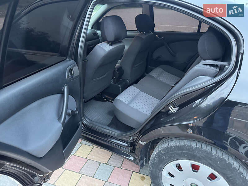 Лифтбек Skoda Octavia 2009 в Тернополе