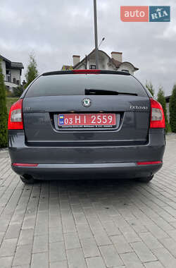 Универсал Skoda Octavia 2012 в 