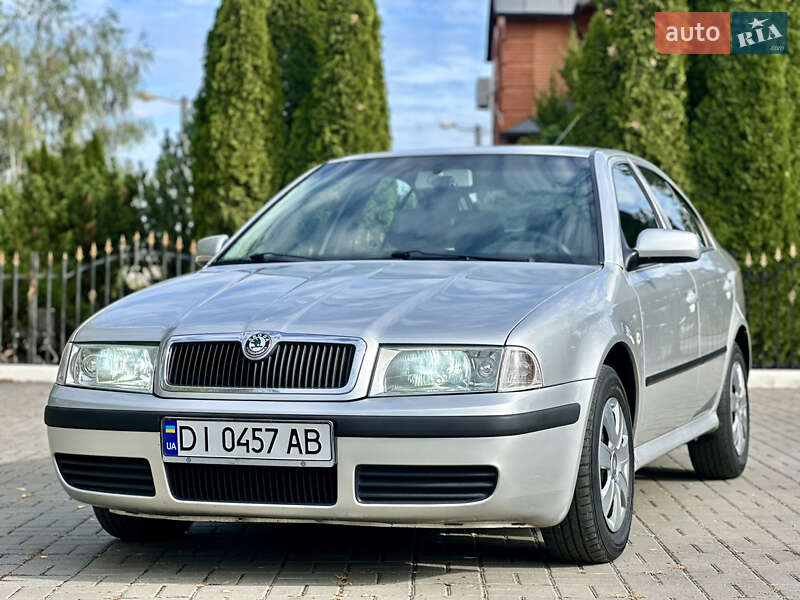 Лифтбек Skoda Octavia 2004 в Кропивницком