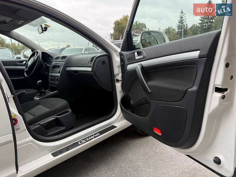 Універсал Skoda Octavia 2011 в Рівному