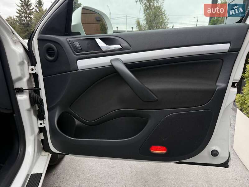 Універсал Skoda Octavia 2011 в Рівному