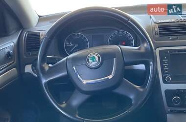 Лифтбек Skoda Octavia 2010 в 