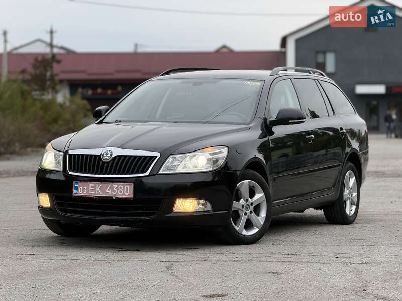 Универсал Skoda Octavia 2011 в 
