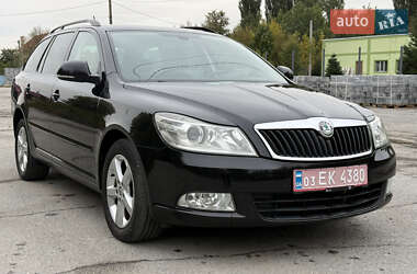 Универсал Skoda Octavia 2011 в 