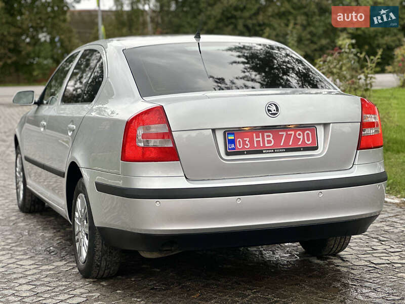 Лифтбек Skoda Octavia 2007 в Вознесенске