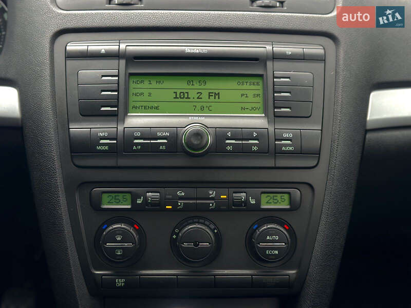 Лифтбек Skoda Octavia 2007 в Вознесенске