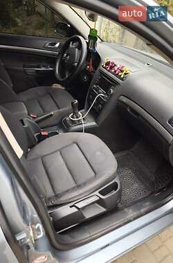 Лифтбек Skoda Octavia 2005 в 