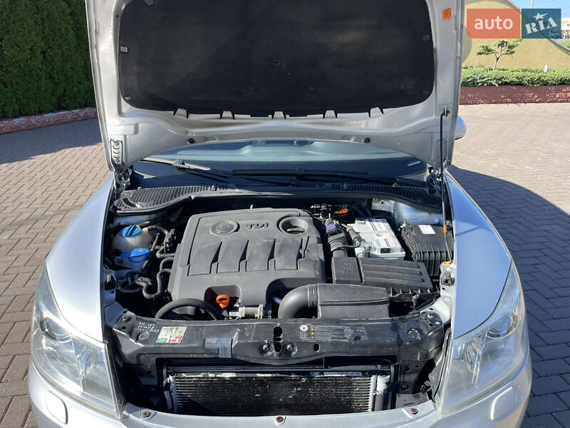 Лифтбек Skoda Octavia 2010 в Виноградове