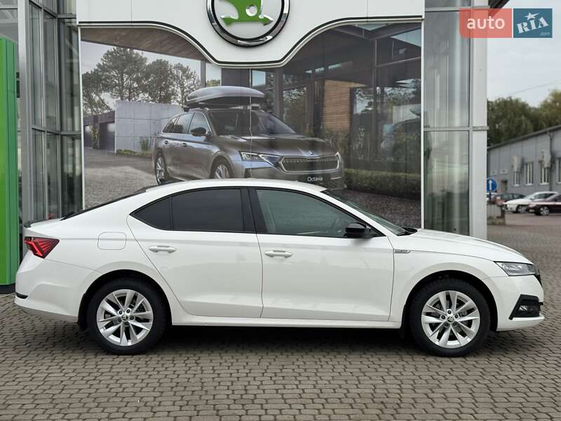 Лифтбек Skoda Octavia 2023 в Мукачево