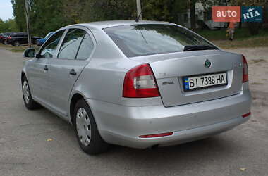 Лифтбек Skoda Octavia 2011 в 