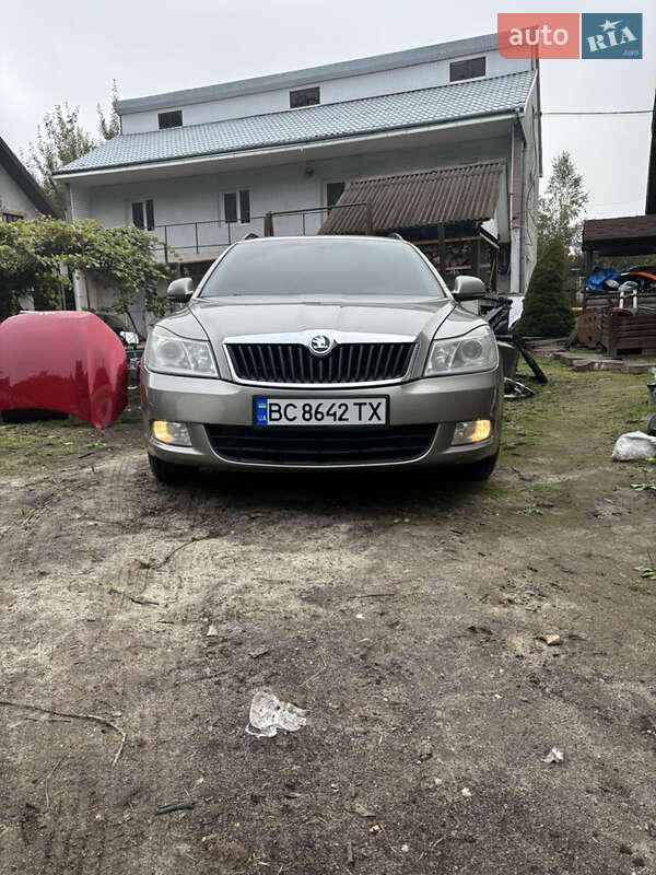 Универсал Skoda Octavia 2011 в 
