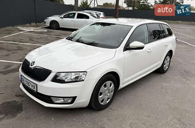Универсал Skoda Octavia 2015 в Виннице