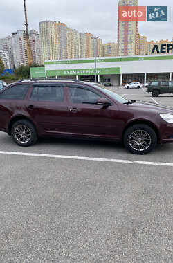 Универсал Skoda Octavia 2010 в 