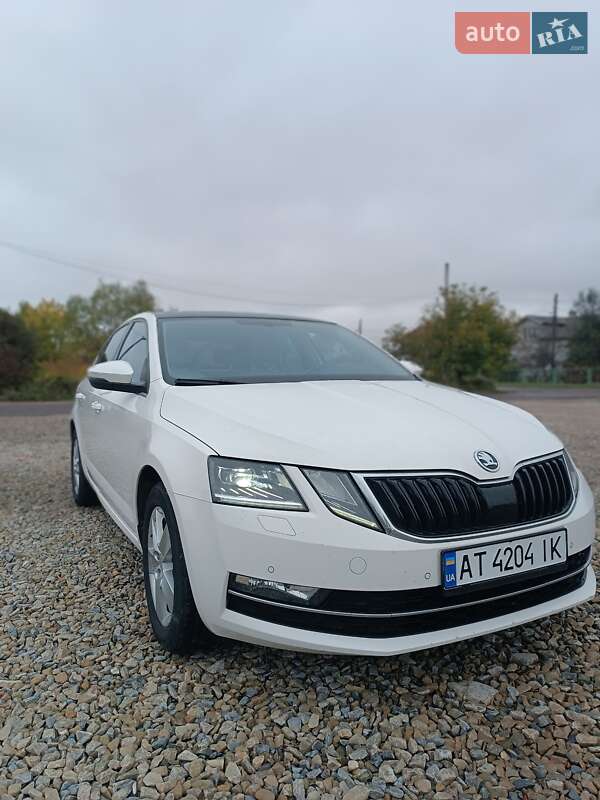 Лифтбек Skoda Octavia 2017 в Калуше