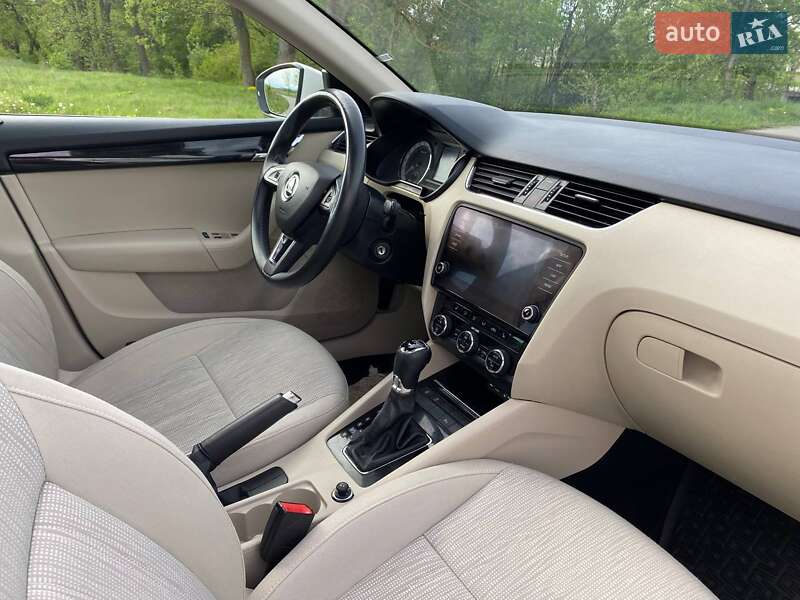 Лифтбек Skoda Octavia 2017 в Калуше