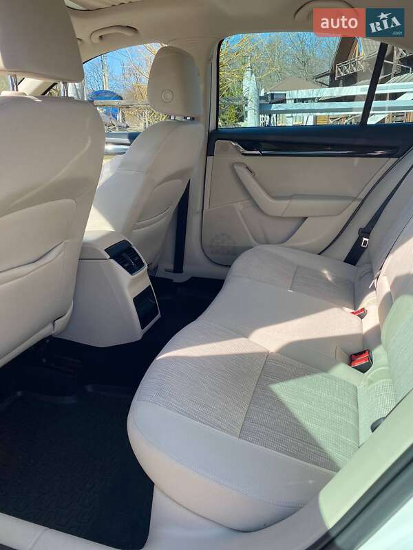 Лифтбек Skoda Octavia 2017 в Калуше