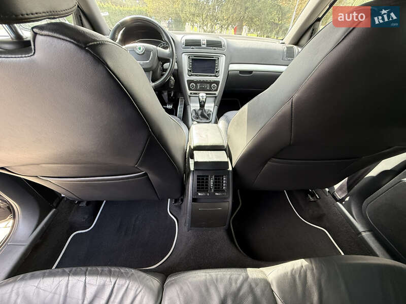 Универсал Skoda Octavia 2009 в Луцке