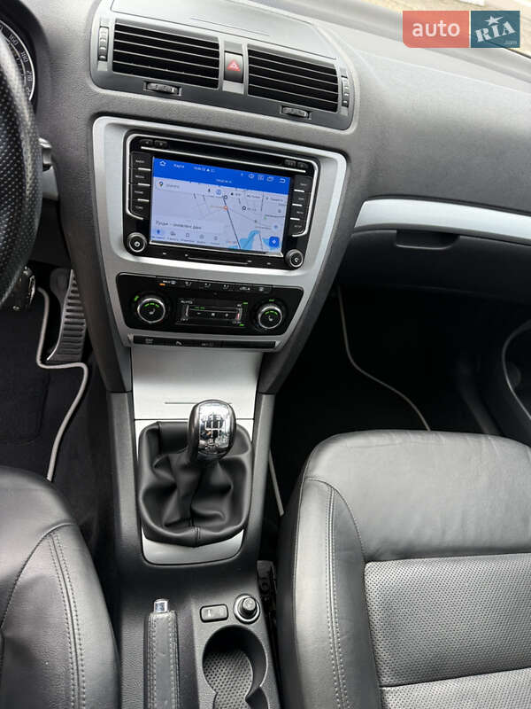 Универсал Skoda Octavia 2009 в Луцке