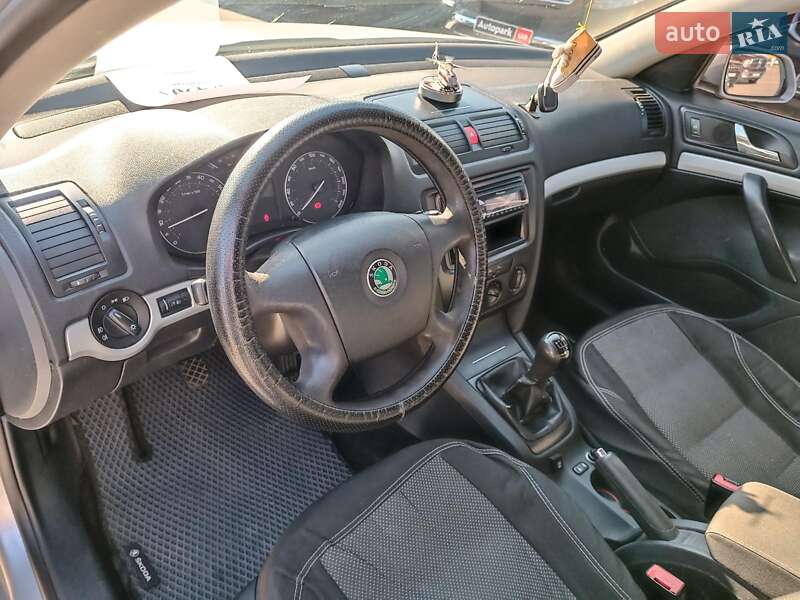 Лифтбек Skoda Octavia 2007 в Харькове