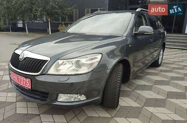 Универсал Skoda Octavia 2012 в 
