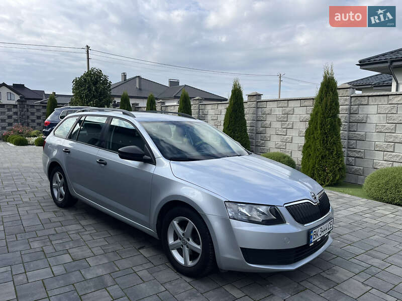 Універсал Skoda Octavia 2015 в Рівному