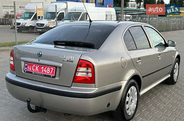 Лифтбек Skoda Octavia 2006 в 
