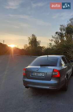 Лифтбек Skoda Octavia 2012 в 