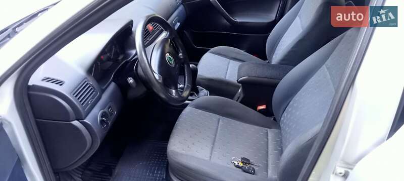 Универсал Skoda Octavia 2006 в Киеве