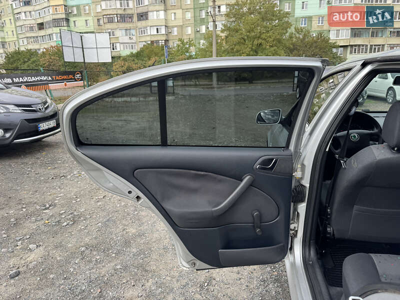 Ліфтбек Skoda Octavia 2003 в Козельщині