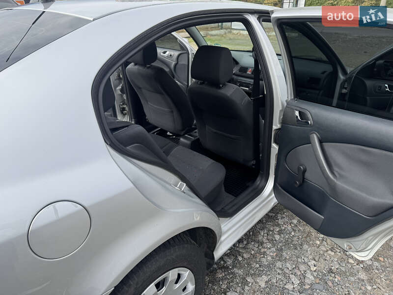 Ліфтбек Skoda Octavia 2003 в Козельщині