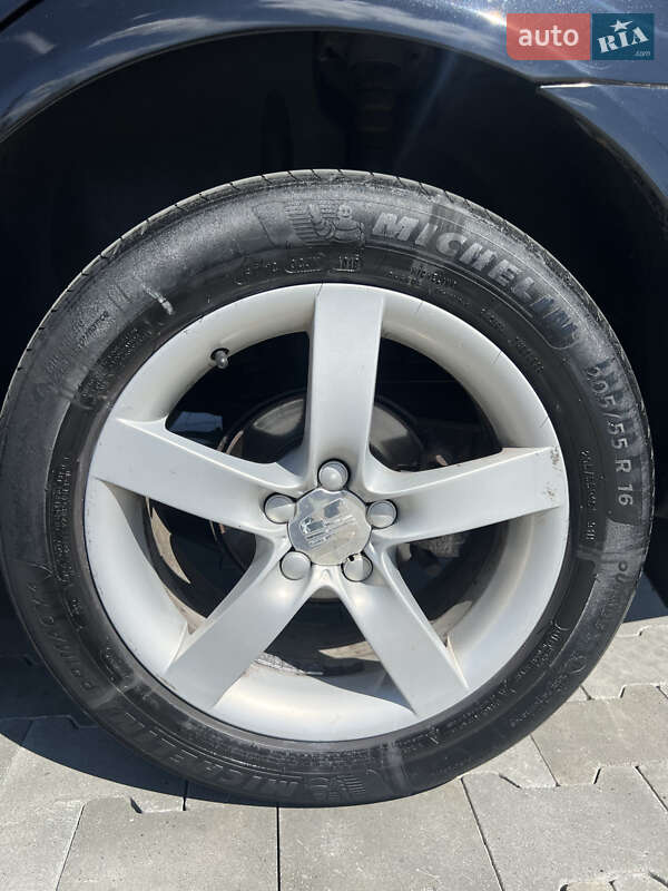 Ліфтбек Skoda Octavia 2005 в Києві