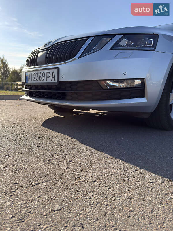 Універсал Skoda Octavia 2017 в Путивлі