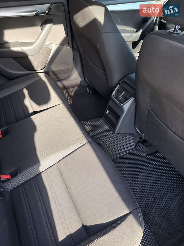 Універсал Skoda Octavia 2017 в Путивлі