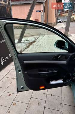 Лифтбек Skoda Octavia 2012 в 